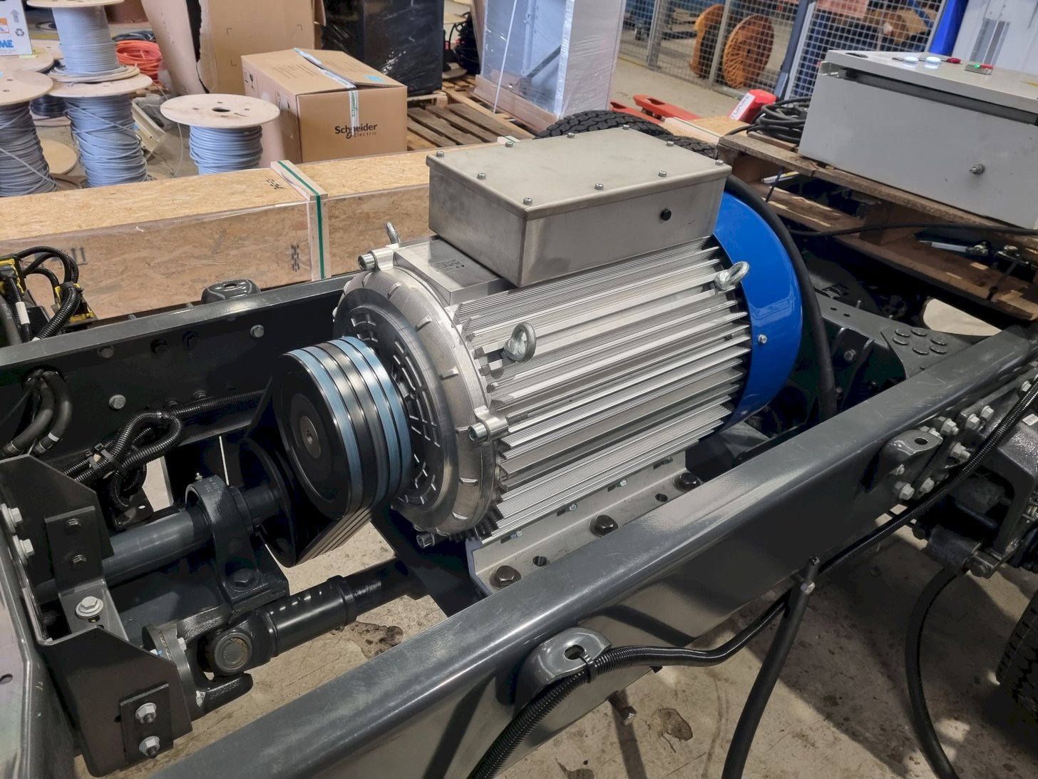 Essais génératrice 3x400V camion Essais génératrice 3x400V camion
